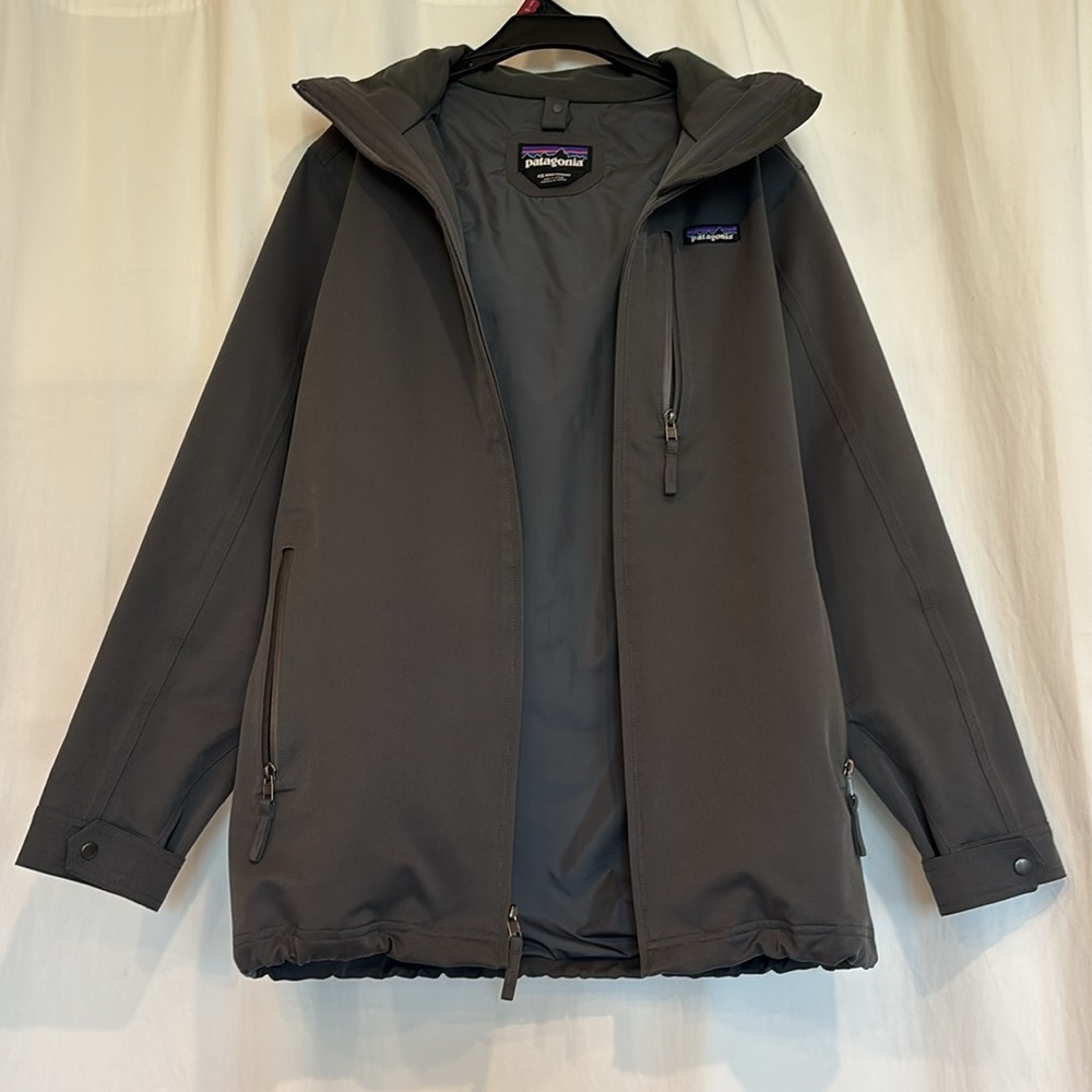 Men’s gray Patagonia jacket